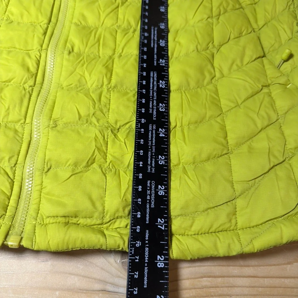 The North Face ThermoBall‎ Vest Mens Large Lime Green Quilted Full Zip Insulated